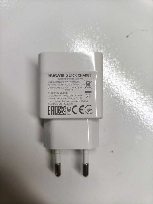 Продам Смартфон HUAWEI Mate 20 Lite 4/64GB
