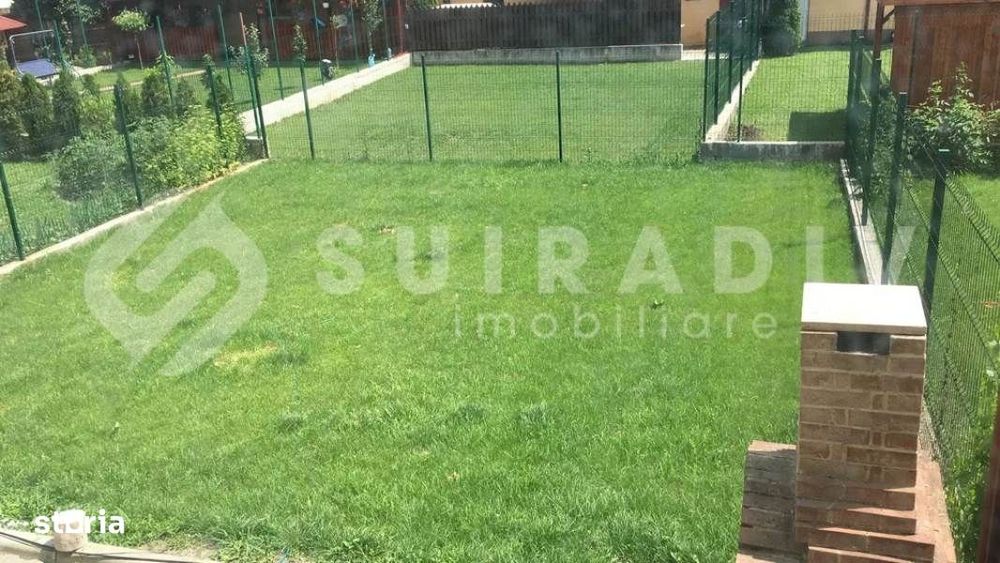 Casa tip duplex cu curte separata de 250 mp, 4 parcari- Floresti