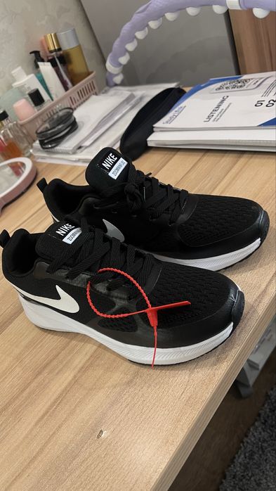 кроссовки nike новые