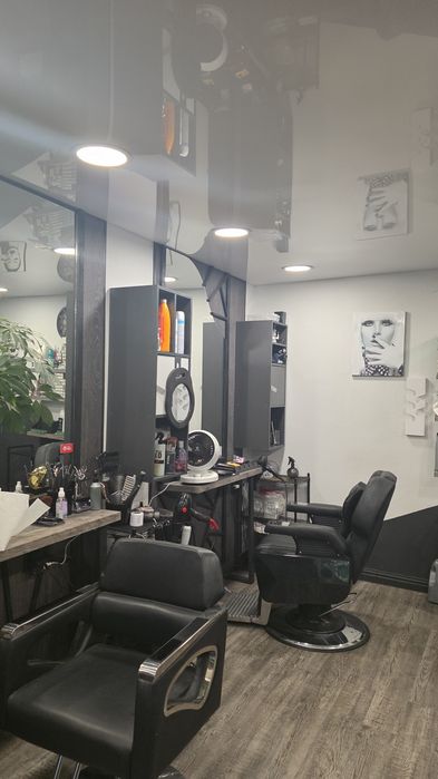 Сдам в аренду кресло для мастера парикмахера