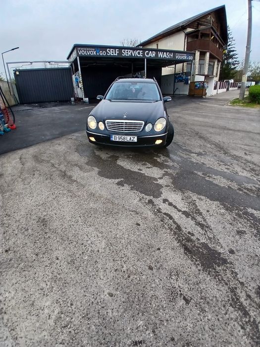 MERCEDES-BENZ E-Class 2004