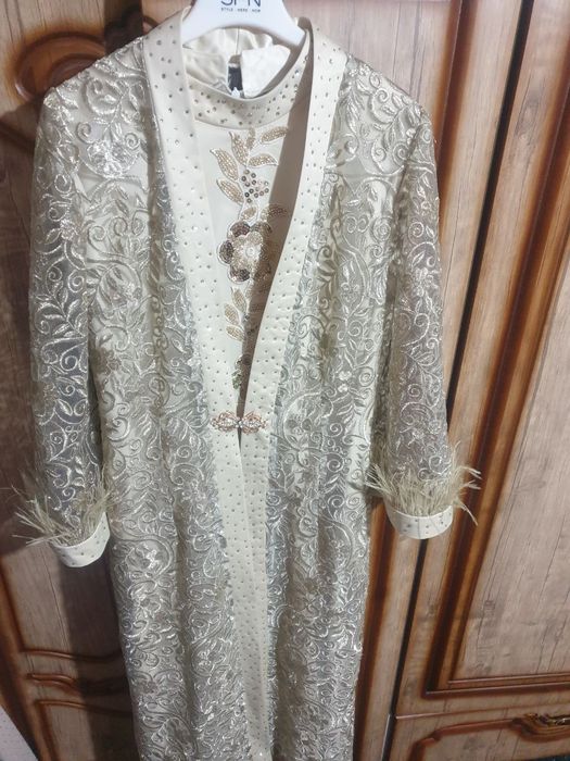 Kelinlar uchun ansambl arzonga beriladi