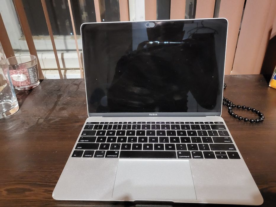 MacBook 16 retina
