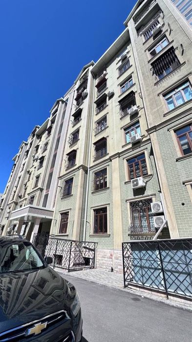 2/6/9 79м2 Новостройка ,  паркентский,  Раздельные комнаты .