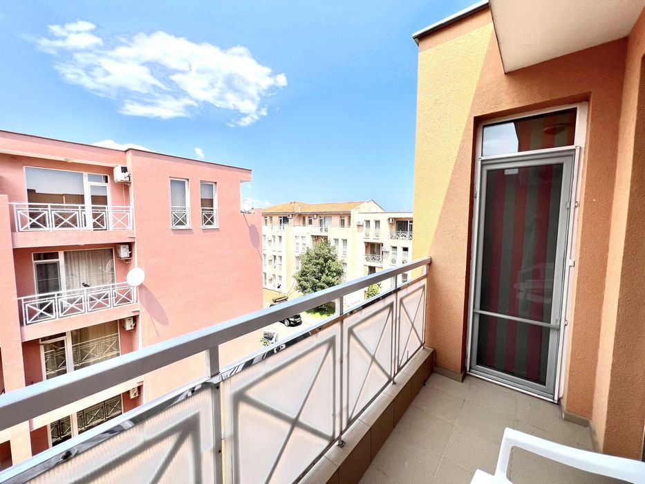 Продава се Тристаен апартамент в к.к. Слънчев бряг - 69 кв.м за 812 €/кв.м - Снимка #15