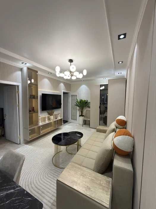 СРОЧНО! Чиланзар Ц квартал Люкс ремонт! 1в2/4/5 ор-р метро 2минуты