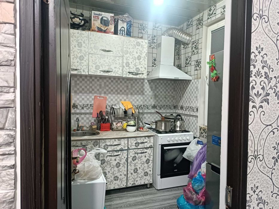 Квартира массив Феруза 2 комнатная свой