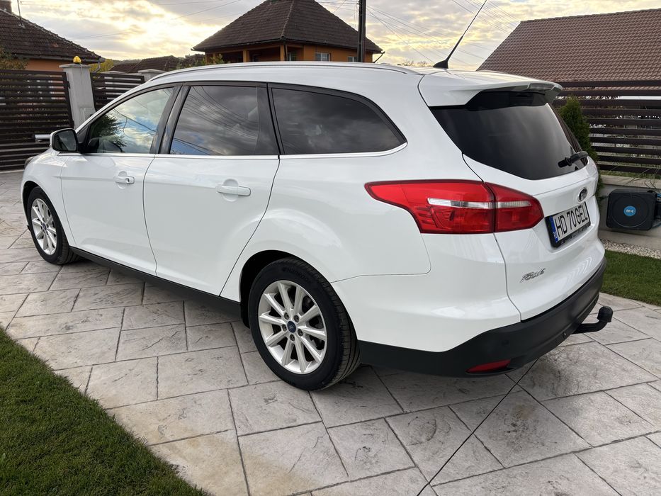 FORD Focus 2015 — imagine 4