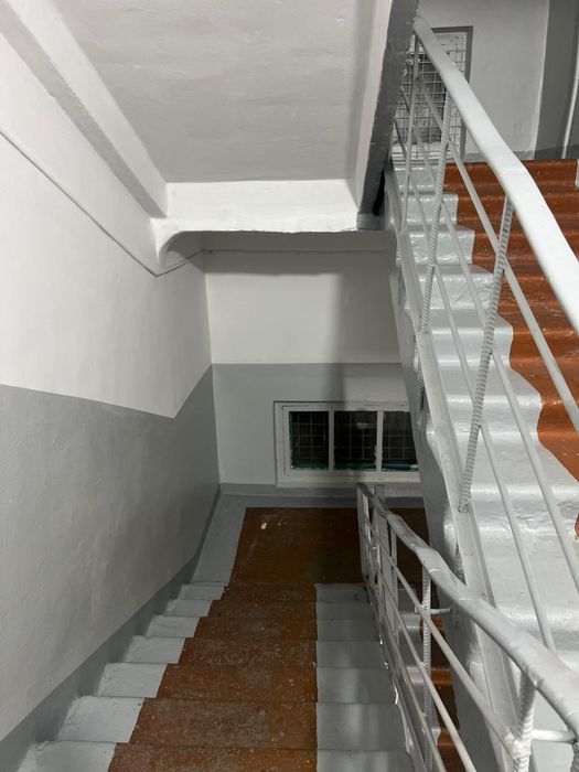 Продам 2 х квартиру в 19мкр
