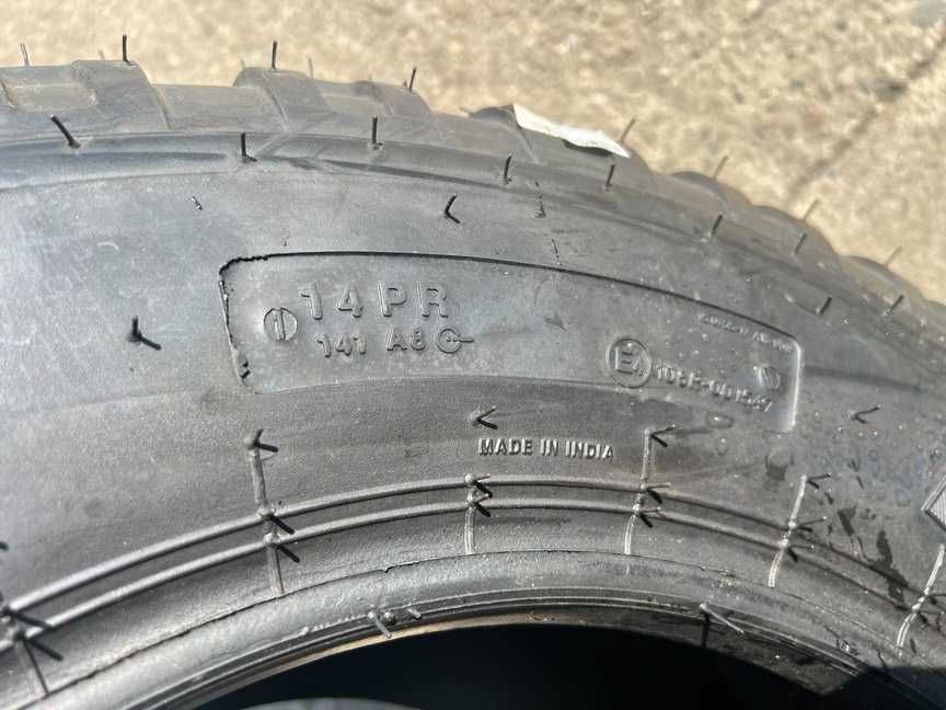 Cauciucuri marca BKT 15.0/55-17 noi pentru remorca cu 14 pliuri