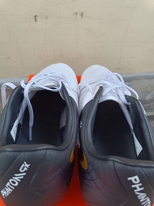 Футболни обувки Nike Phantom GX II, 47 номер