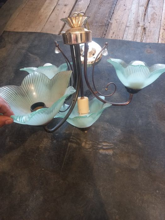 Люстра 4 рожка за 5000