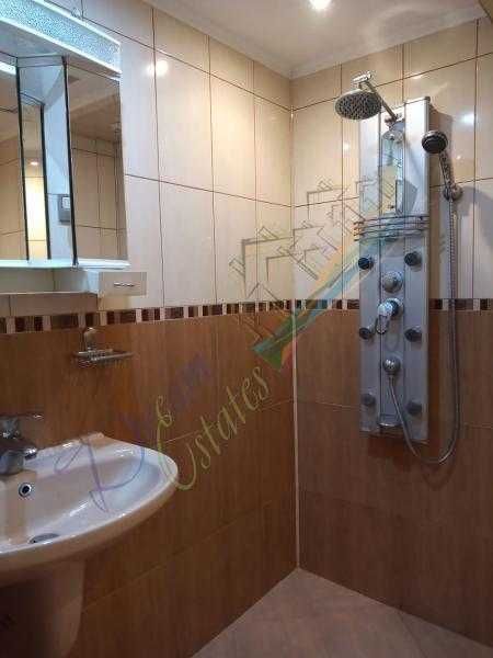 Просторен апарамент с две спални във Възраждане!