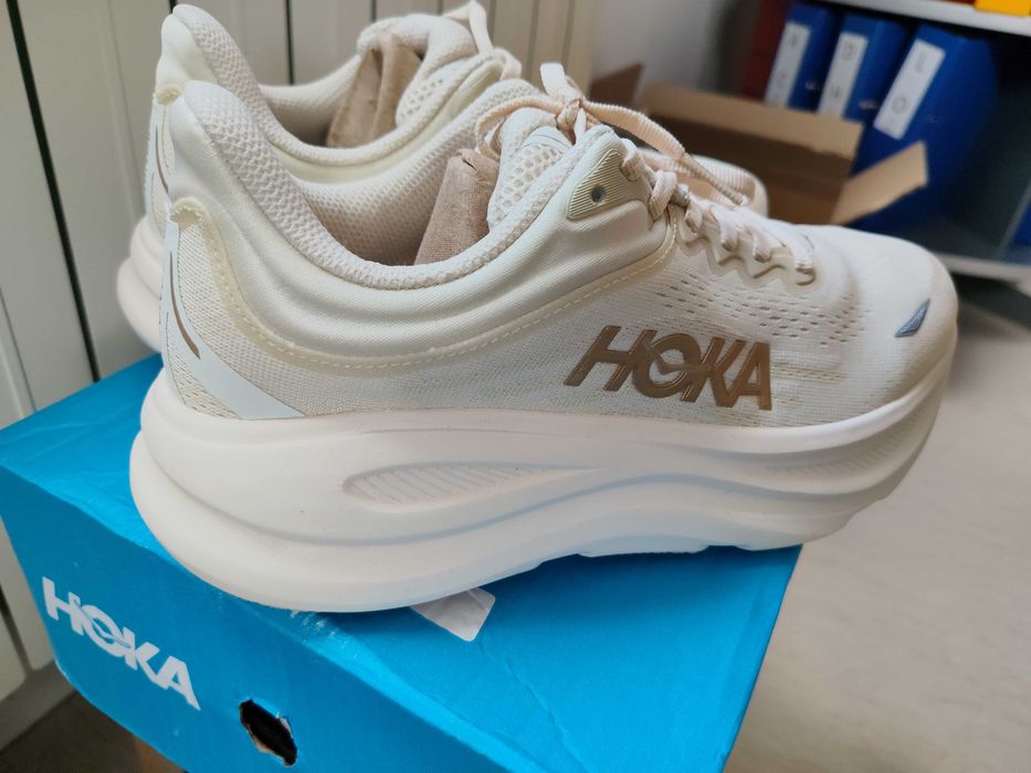 Маратонки HOKA,Bondi 9