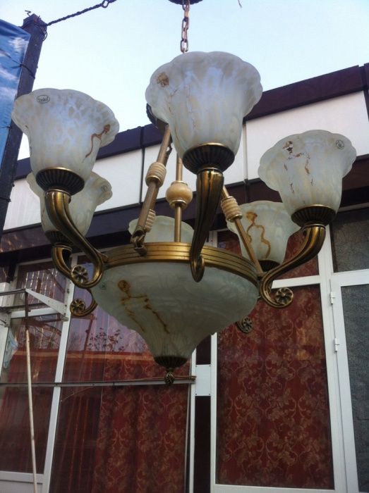 Люстра для гостиной