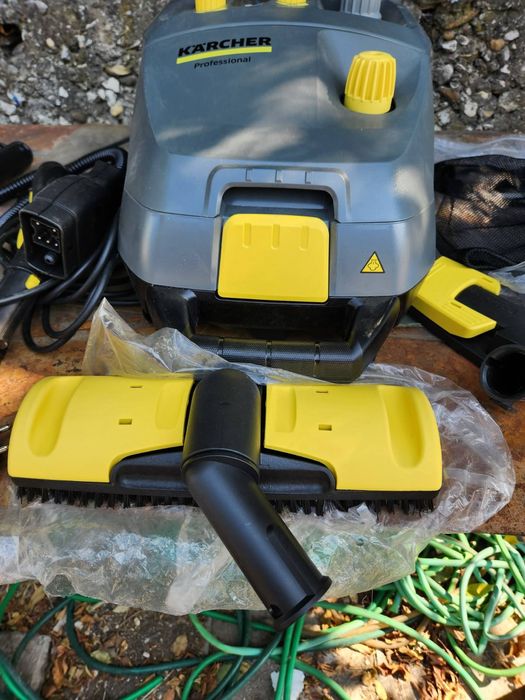 Професионална парочистачка karcher.