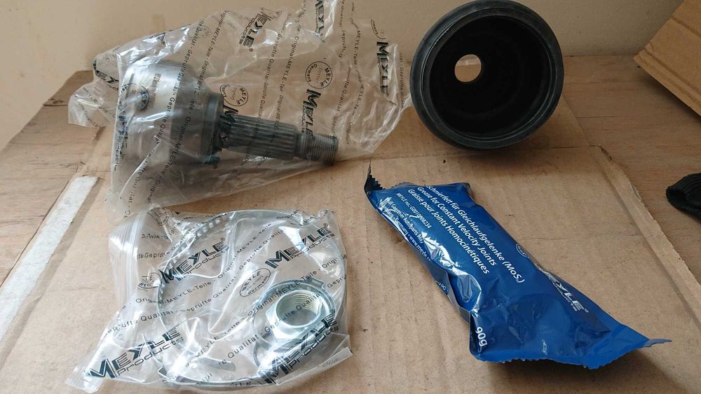 Комплект нови карета полуоски MEYLE за форд фокус МК1 до 2004год.