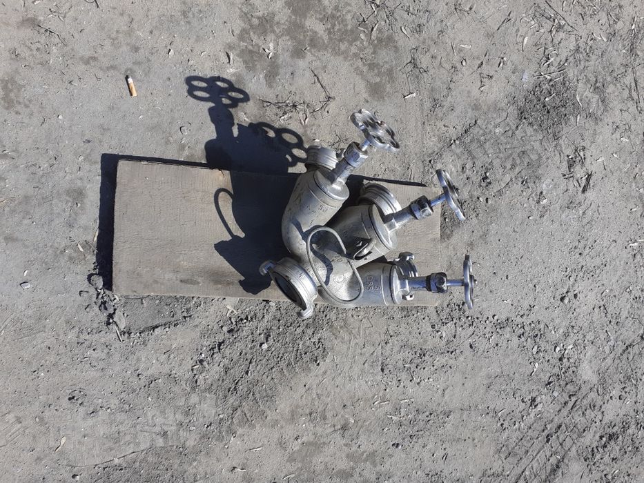 Пожарный 3-х выходной гидрант