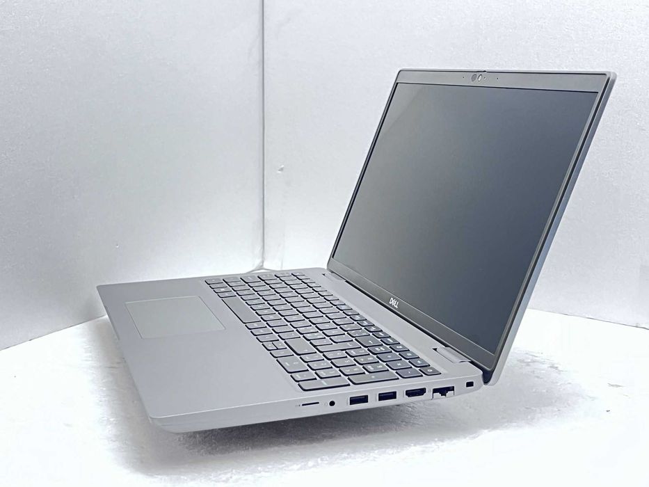 Реновиран лаптоп Dell Precision 3561 15.6 i7-11850H 32GB 1TB T1200 4GB