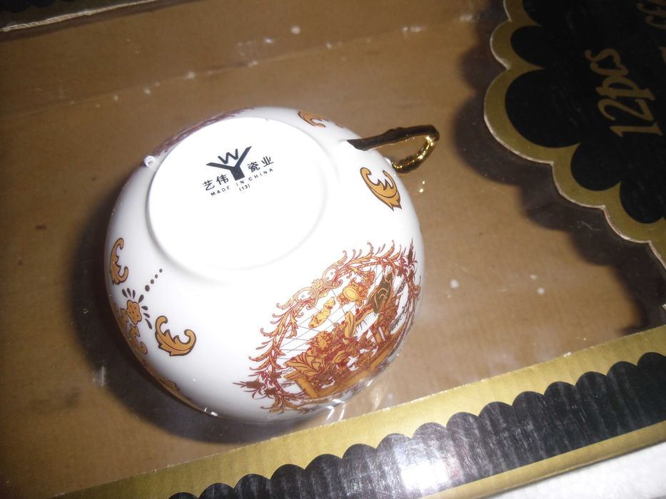 Set nou cesti portelan japonez.