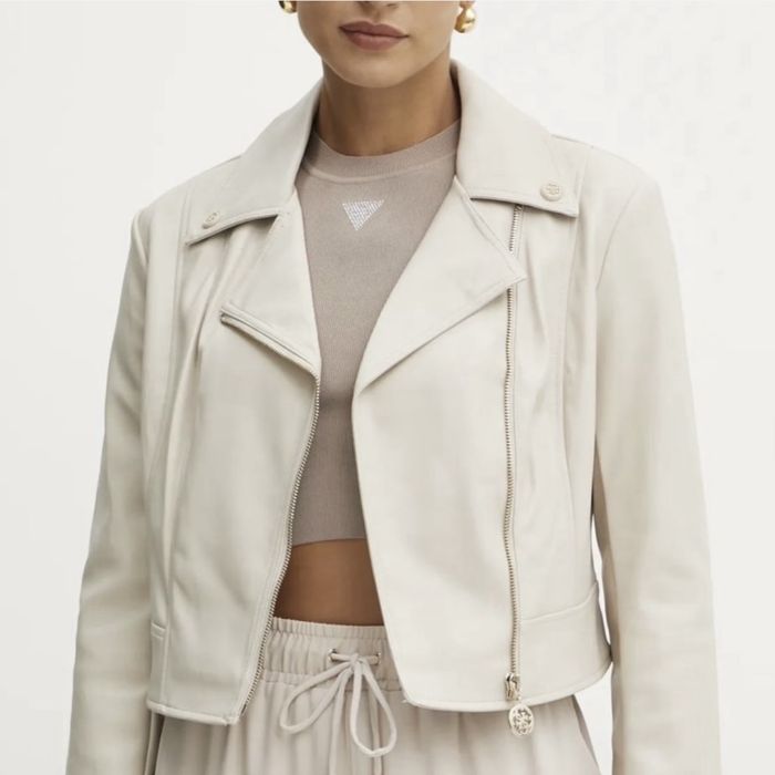 Чисто ново кожено яке GUESS