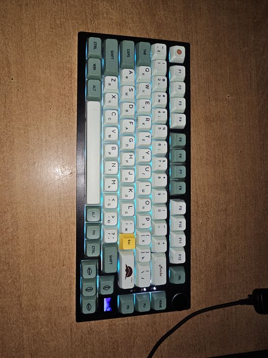 Продам клавиатура ajazz 820 pro