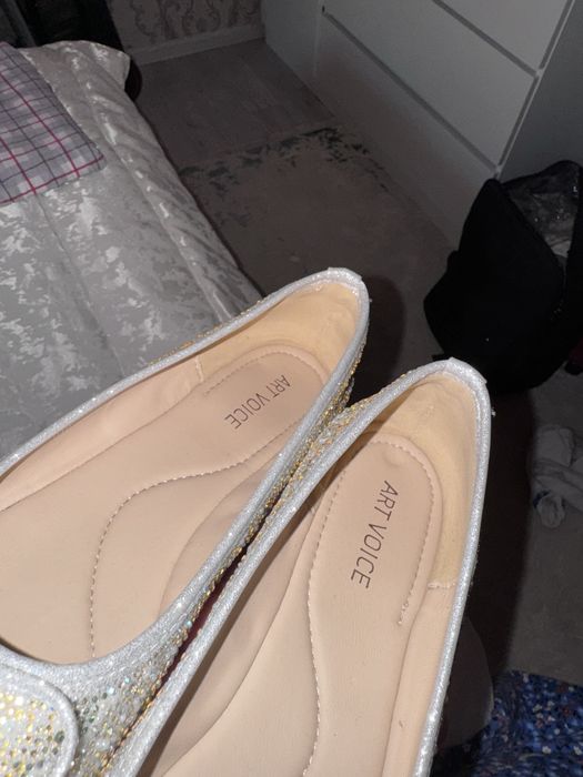 Продам блестящие балетки