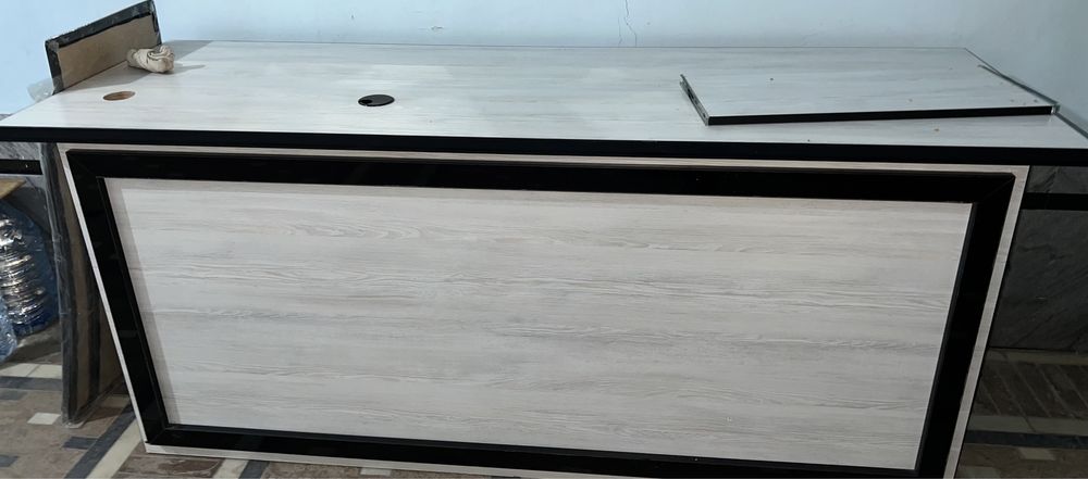 Polka 4ta va 1ta stol yangidey turibti