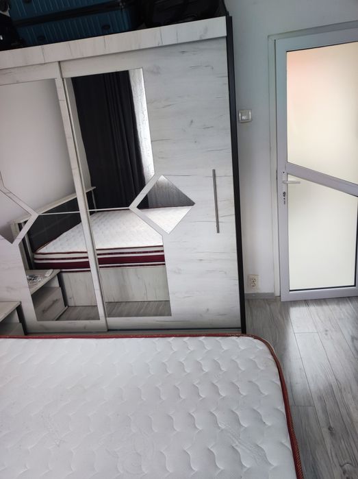 Apartament 2 camere Petroșani 25000euro