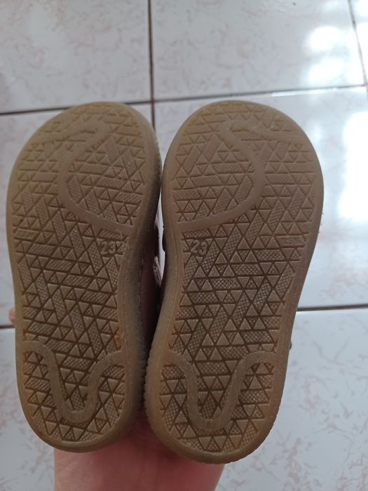 Детски обувки "Колев и колев "