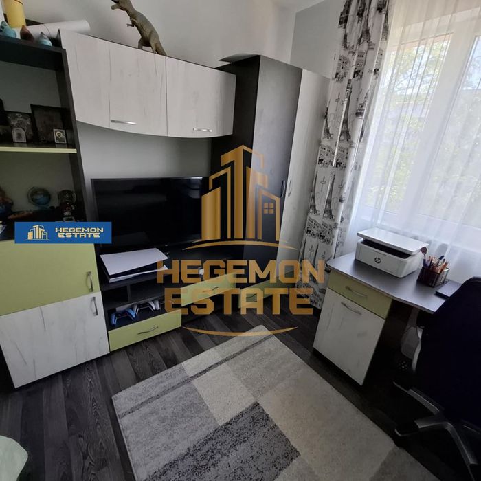 Продава се Тристаен апартамент в Варна, Възраждане 1 - 71 кв.м за 2423 €/кв.м - Снимка #5