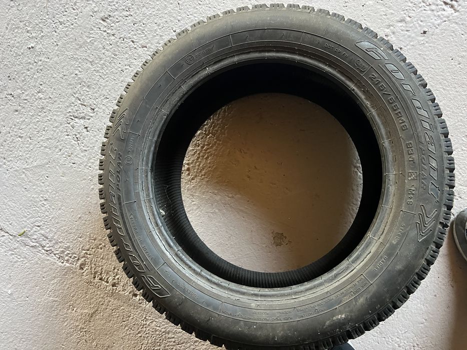 Продам резину r 16