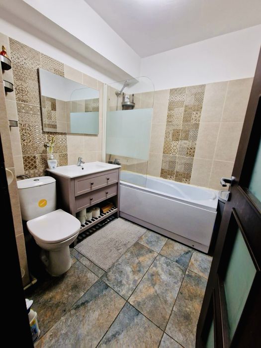 Proprietar/Bucium/lidl/ 3camere/ MOBILAT SI UTILAT/ loc de parcare inclus in pret