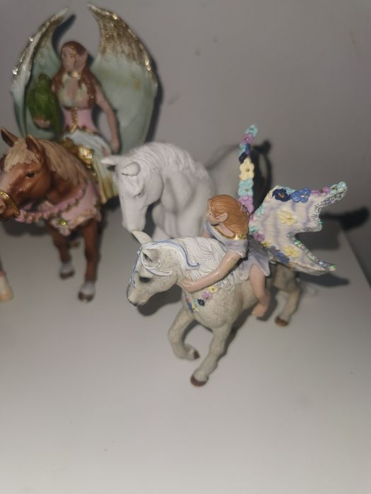 Cai schleich ca noi