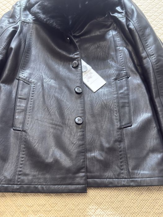 Кожанный дубленка черного цвета