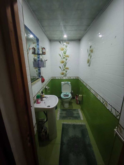 Срочно катта уй Зангиота Зиёратгохи 8,5 сотих 6 та хона