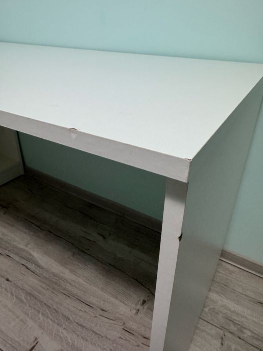 Birou Favi in stare foarte buna