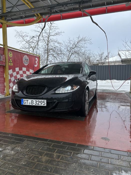 Vând Seat Leon FR