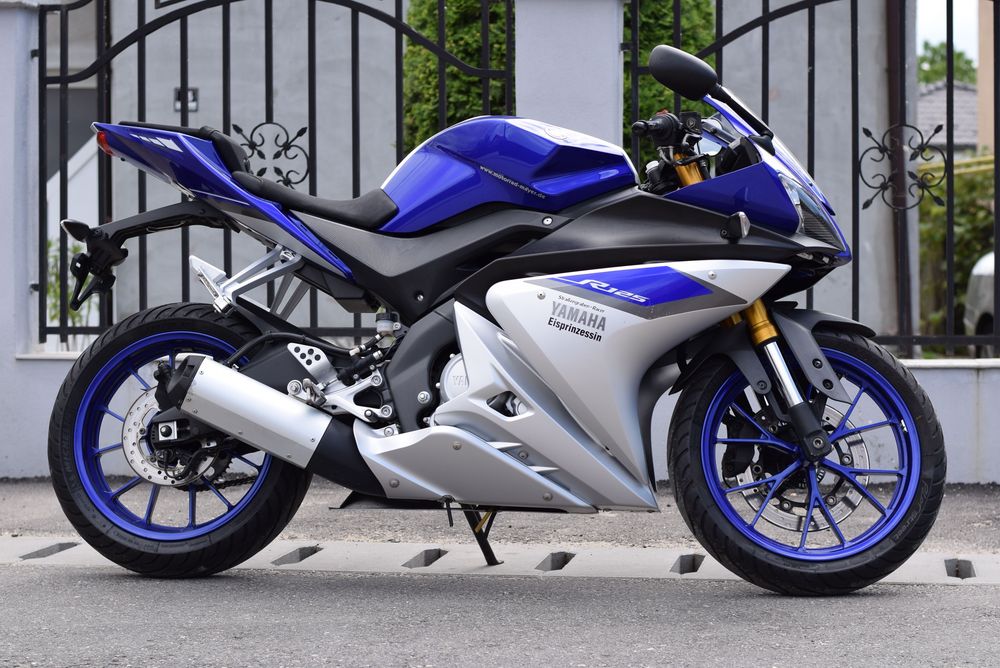 YAMAHA YZF R125 ABS Imp. Germania! ( 16 ani A1 CBR YZF Duke CBF )
