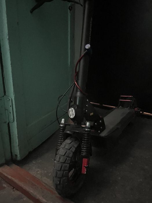 Электро самокат Kuggo kirin m4 pro