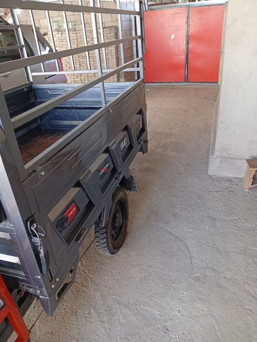 Мотоцикл трицикл