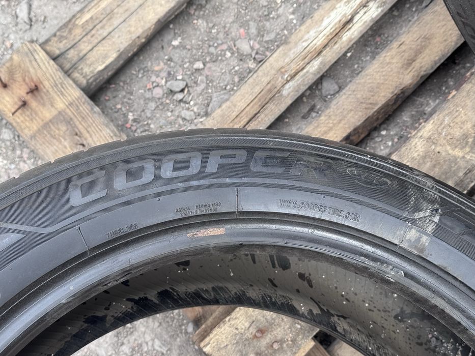 225/55/19 комплект