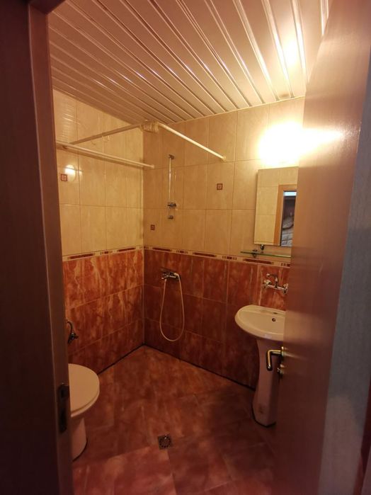 Дава се под наем Тристаен апартамент в София, Хиподрума - 70 кв.м за 790 € - Снимка #6