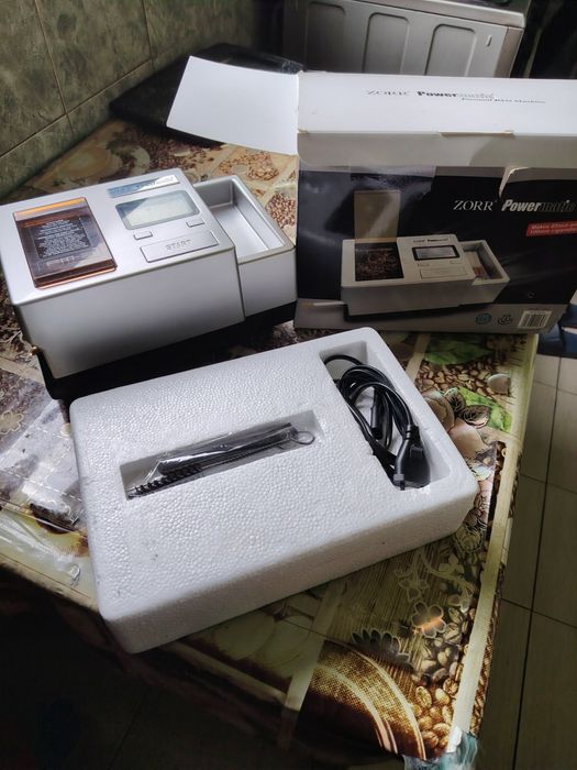 Masina electirica de facut tigari