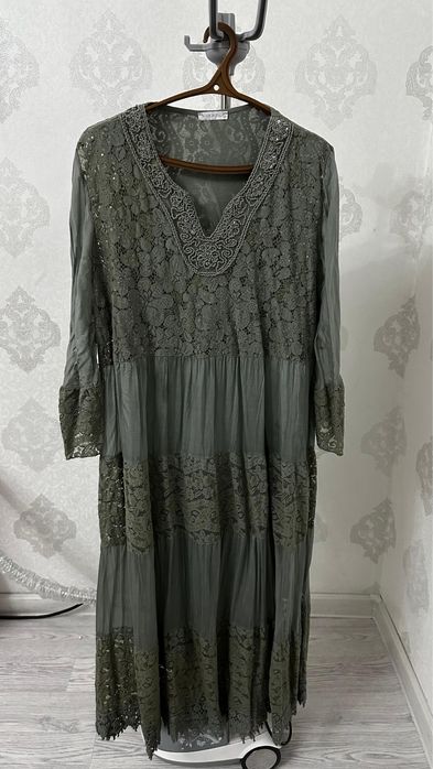 Платья для дам 54 р-р