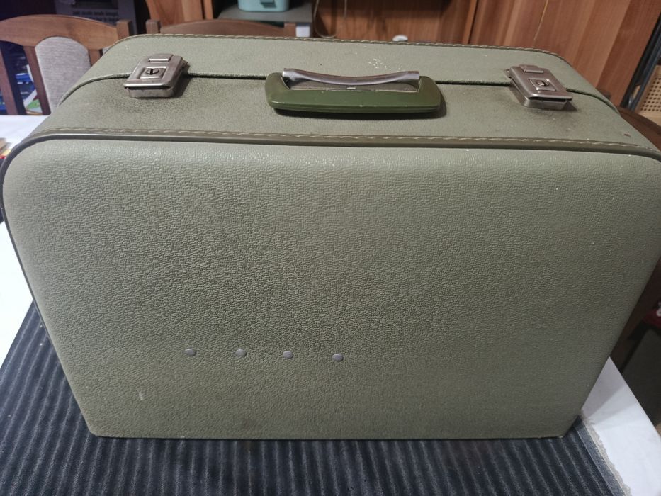 Mașina cusut Bernina 731 metal