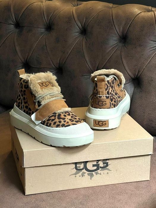 Ugg-uri diferite modele