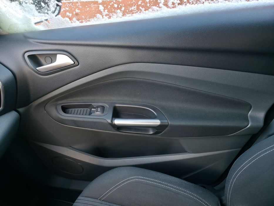 Ford grand Cmax 2012