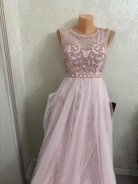 Вечернее платье 42 размер