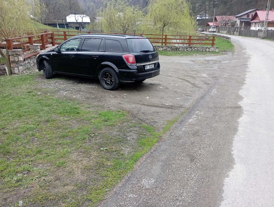 Vând Opel Astra h